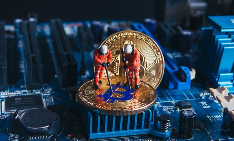Bitcoin Miners Face Price Risk from Iran Conflict Rather Than Energy Costs